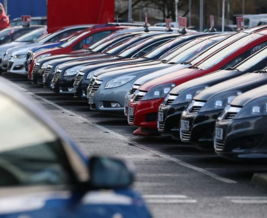 Κίνα: Γιατί οι Volkswagen, BMW και Mercedes σημειώνουν πτώση στις πωλήσεις