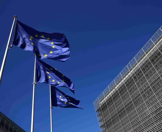 Bloomberg: Το σχέδιο της Κομισιόν για μεγαλύτερη δημοσιονομική ευελιξία στα κράτη μέλη απέναντι στην ενεργειακή κρίση