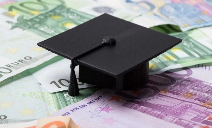 Παράταση για τη φοιτητική χορηγία μετά τα λάθη στις αιτήσεις