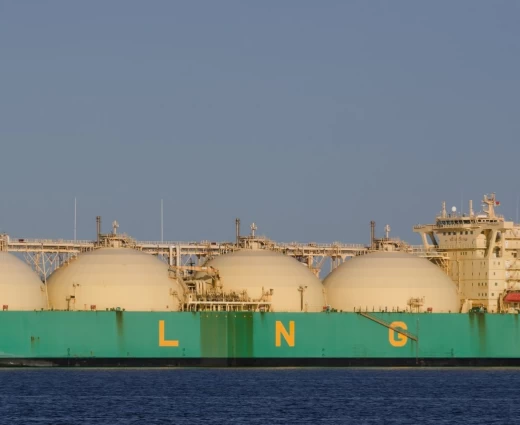 Κατάρ: Δεξαμενόπλοιο LNG πέρασε από τα Στενά του Ορμούζ παρά την ένταση