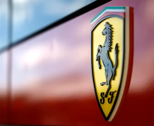 Ferrari: Ανακάμπτει η τιμή της μετοχής – Αναιμική η πορεία της σε σχέση με το 2025 – Οι προοπτικές το 2027
