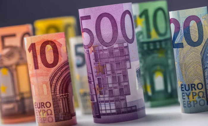 Οι Ευρωπαίοι αποφεύγουν τις μετοχές – Ο αγώνας να «ξυπνήσουν» 11 τρισ. ευρώ