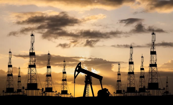 Πετρέλαιο: Επιστροφή στα κέρδη με το Brent πάνω από τα $92 μετά το «οικονομικό D-Day» των ΗΠΑ κατά του Ιράν