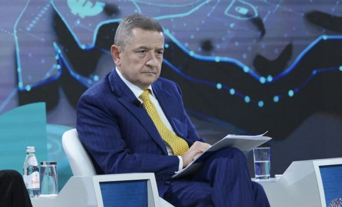 Πανέτα: Οι υπερβολικές αποτιμήσεις της AI απειλούν τις αγορές με απότομη διόρθωση