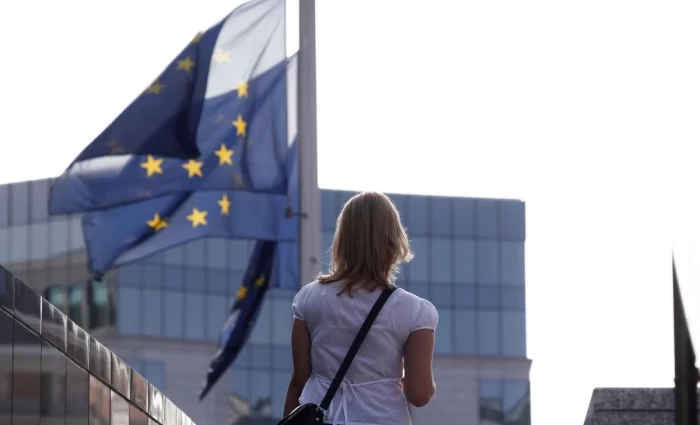 Ευρωζώνη: Απροσδόκητη επιτάχυνση της οικονομικής δραστηριότητας