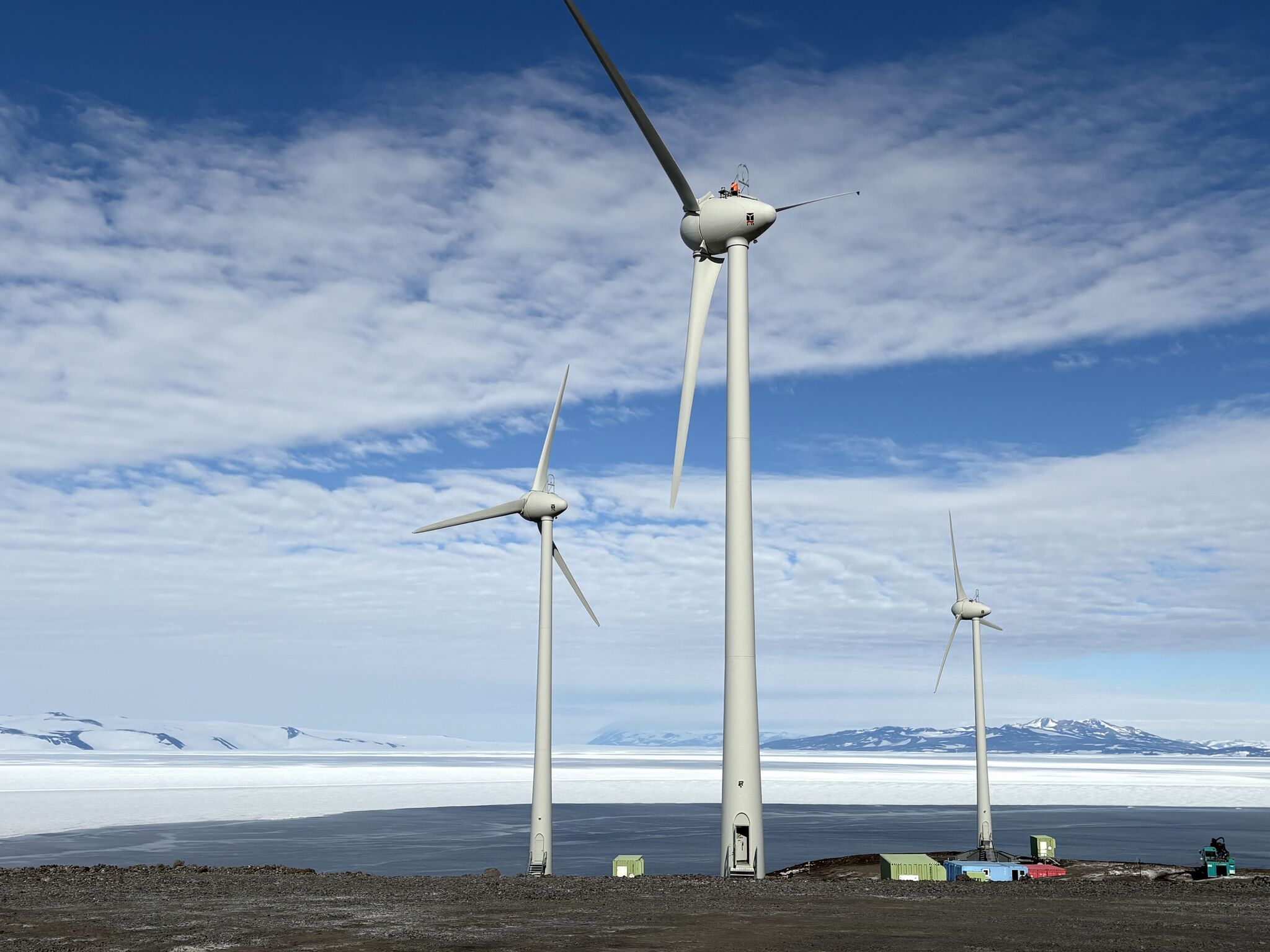 Ανταρκτική: Οι νέες ανεμογεννήτριες και ο κίνδυνος από το λιώσιμο των πάγων